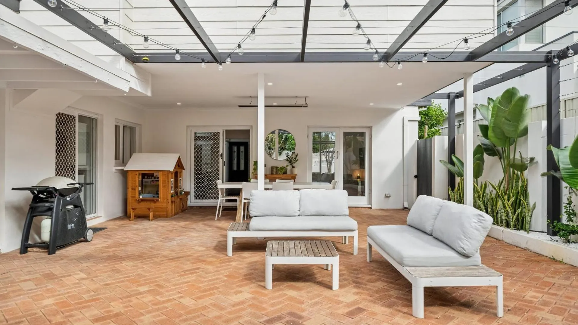 Nor214 - Northstead Coastal Charm Villa Perth Avustralya